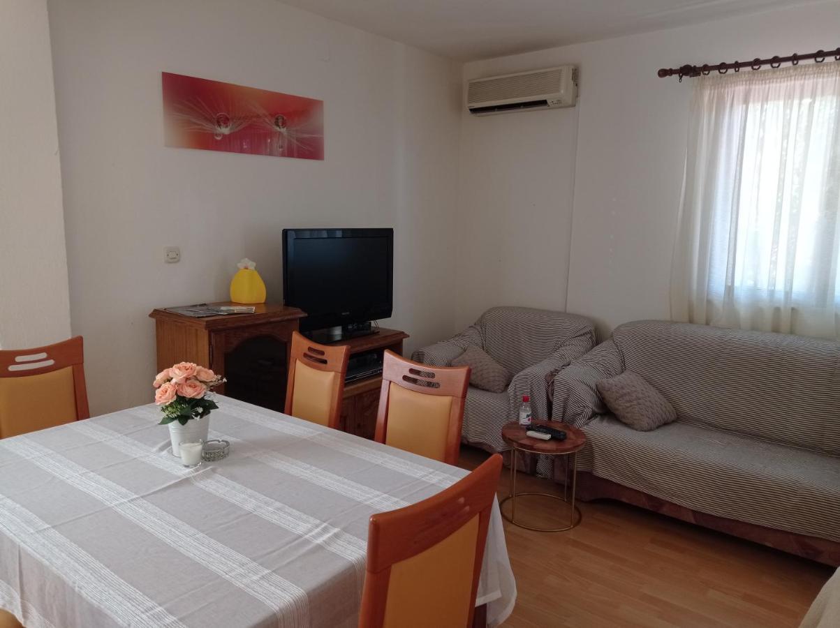 Apartments Anita Nečujam Dış mekan fotoğraf